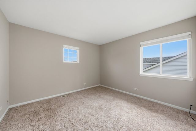 2824 WHITEHALL Lane, Naperville, IL 60564