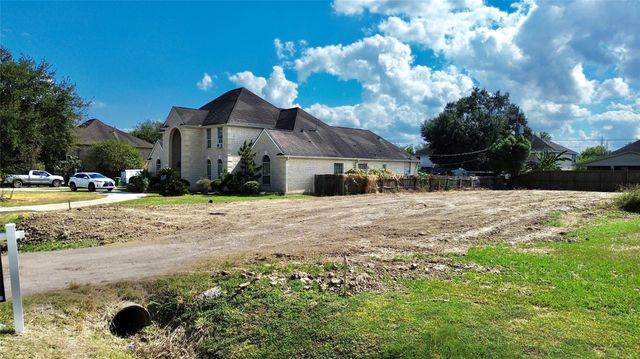 8318 Swiftwater Street, Houston, TX 77075