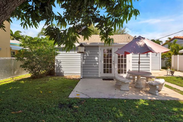 918 N Palmway, Lake Worth Beach, FL 33460