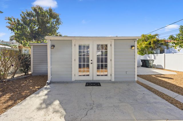 918 N Palmway, Lake Worth Beach, FL 33460