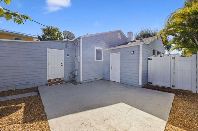 918 N Palmway, Lake Worth Beach, FL 33460