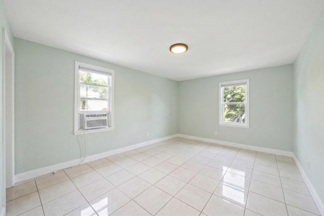 918 N Palmway, Lake Worth Beach, FL 33460