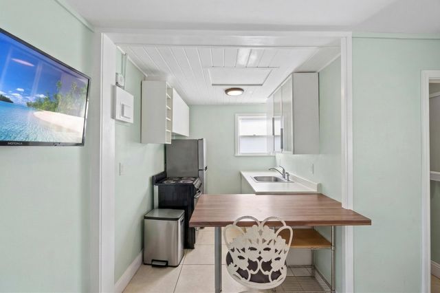 918 N Palmway, Lake Worth Beach, FL 33460