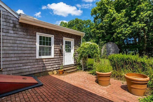 100 D Drive, Westport, MA 02790