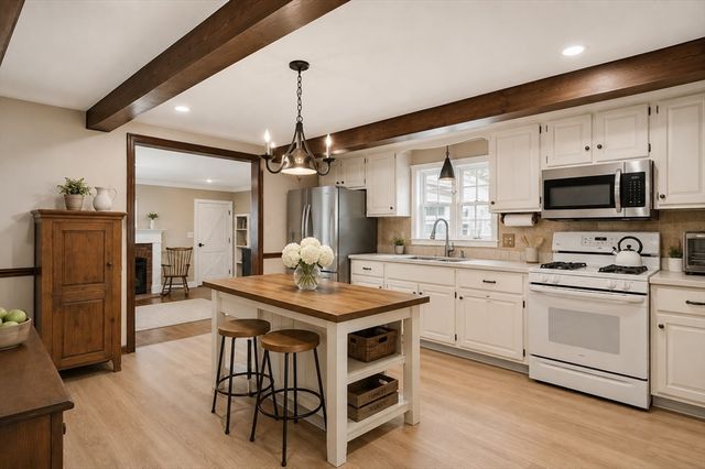100 D Drive, Westport, MA 02790