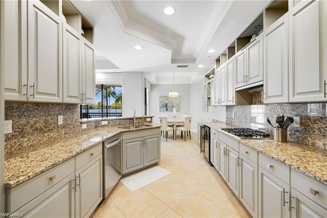10731 Mirasol DR 205, Miromar Lakes, FL 33913