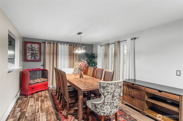 8831 Daffodil Lane SE, Olympia, WA 98513