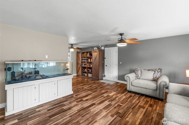 8831 Daffodil Lane SE, Olympia, WA 98513