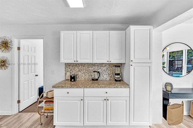 4633 SW 28th Ave, Dania Beach, FL 33312