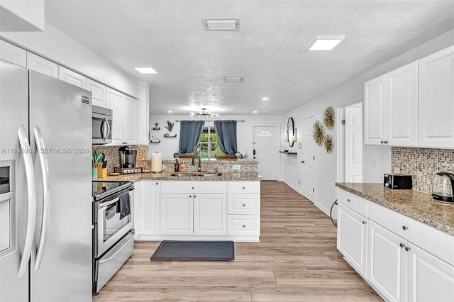 4633 SW 28th Ave, Dania Beach, FL 33312