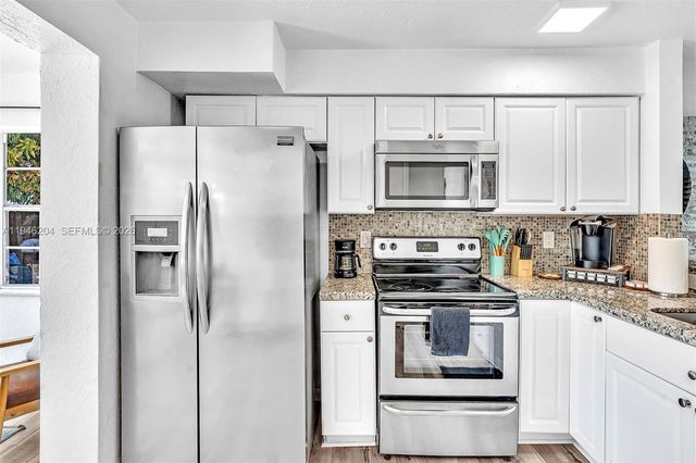 4633 SW 28th Ave, Dania Beach, FL 33312