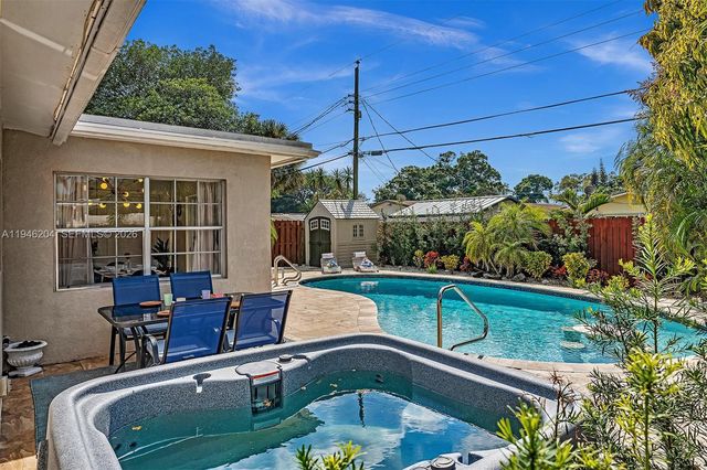 4633 SW 28th Ave, Dania Beach, FL 33312