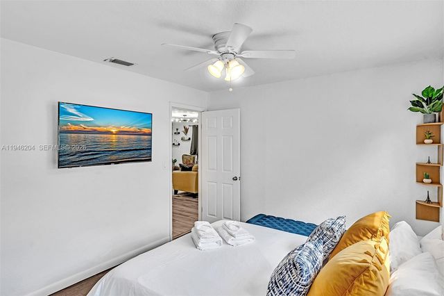 4633 SW 28th Ave, Dania Beach, FL 33312