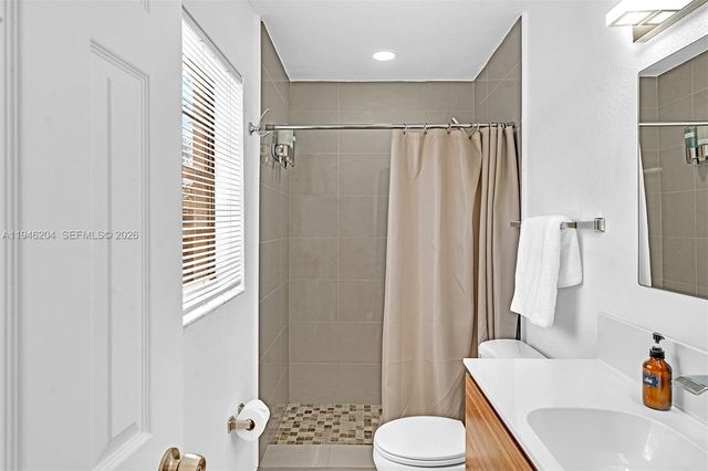 4633 SW 28th Ave, Dania Beach, FL 33312