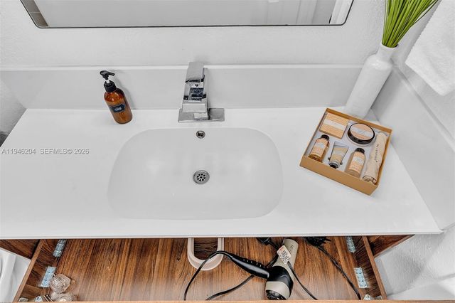 4633 SW 28th Ave, Dania Beach, FL 33312