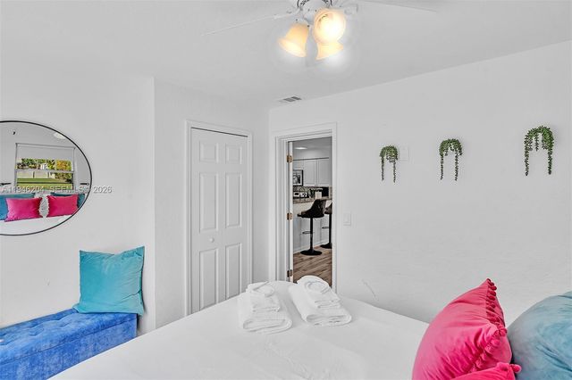 4633 SW 28th Ave, Dania Beach, FL 33312