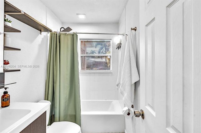 4633 SW 28th Ave, Dania Beach, FL 33312