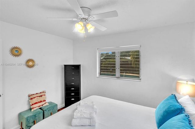 4633 SW 28th Ave, Dania Beach, FL 33312