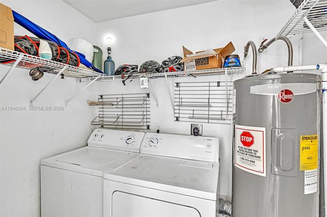 4633 SW 28th Ave, Dania Beach, FL 33312