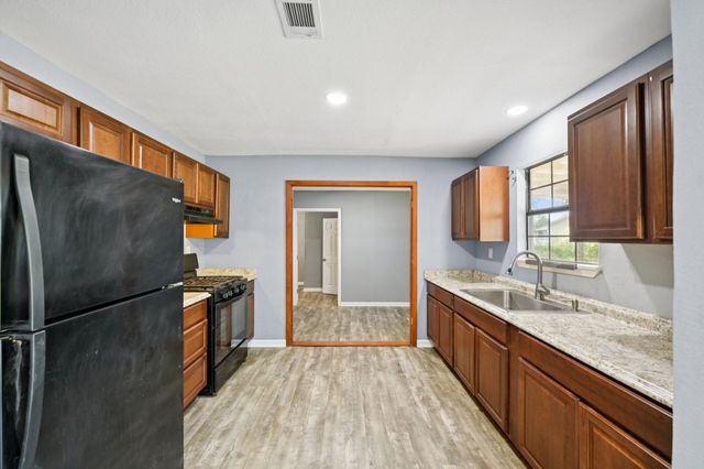 5903 Lufkin Street, Houston, TX 77026
