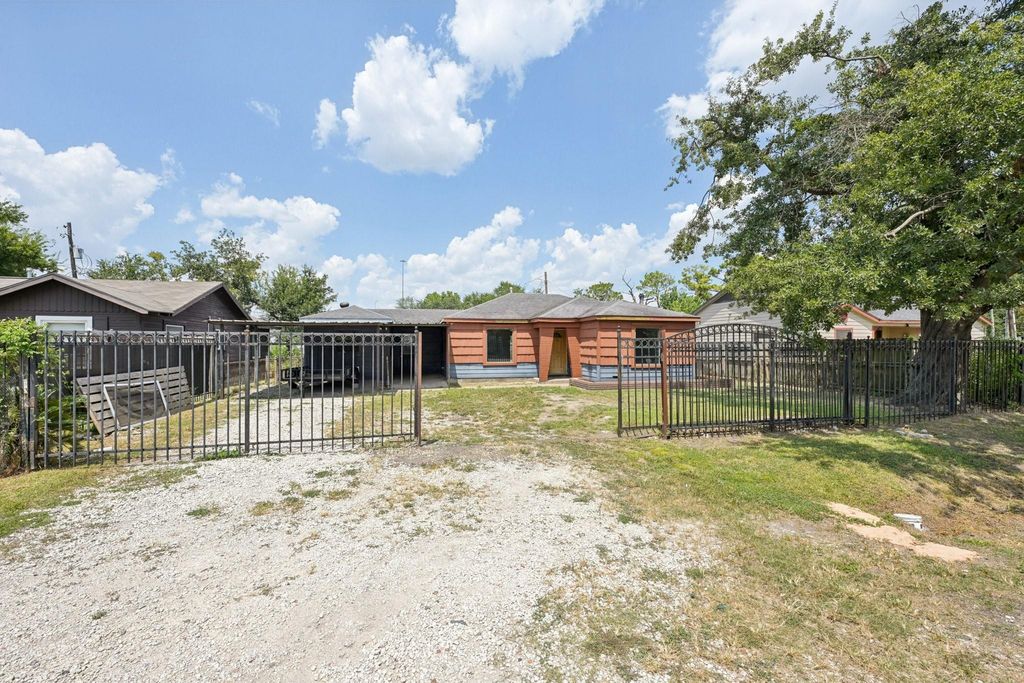 5903 Lufkin Street, Houston, TX 77026