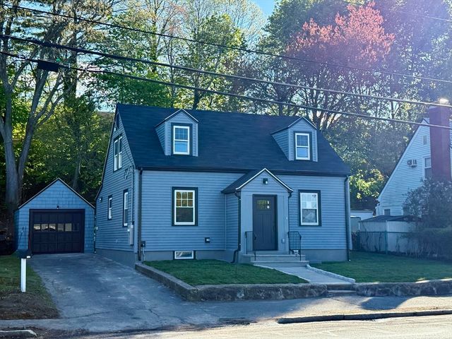 714 Lynnfield St, Lynn, MA 01904