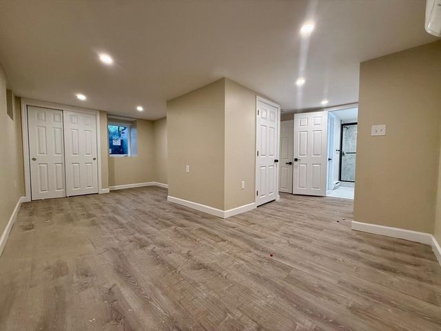 714 Lynnfield St, Lynn, MA 01904