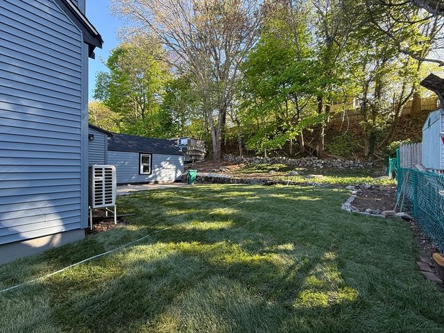 714 Lynnfield St, Lynn, MA 01904