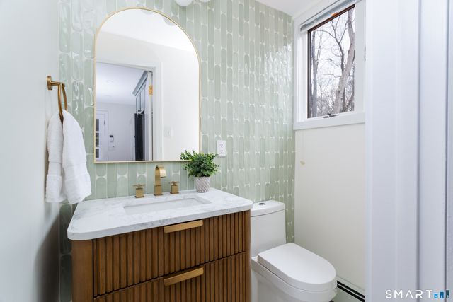 27 Hackberry Hill Road, Weston, CT 06883