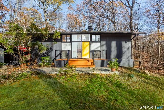 27 Hackberry Hill Road, Weston, CT 06883