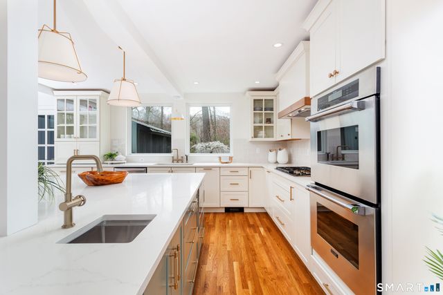 27 Hackberry Hill Road, Weston, CT 06883