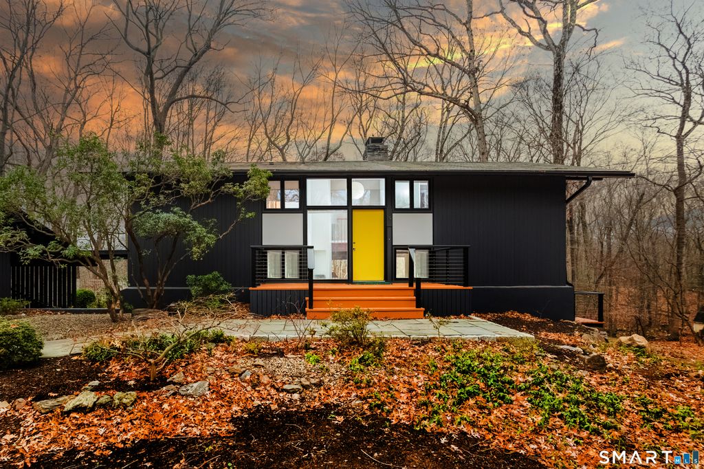 27 Hackberry Hill Road, Weston, CT 06883