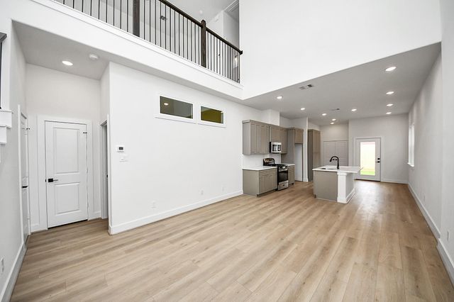 4338 Avron Drive A, Stafford, TX 77477