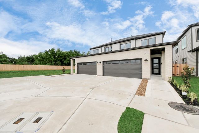 4338 Avron Drive A, Stafford, TX 77477