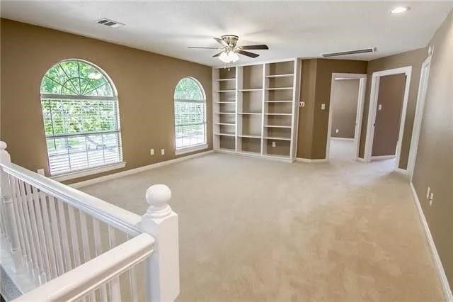 9401 Blue Jay Way, Irving, TX 75063