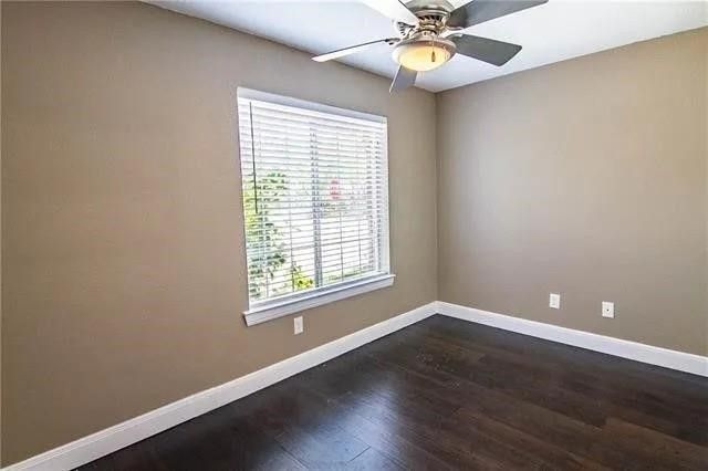 9401 Blue Jay Way, Irving, TX 75063