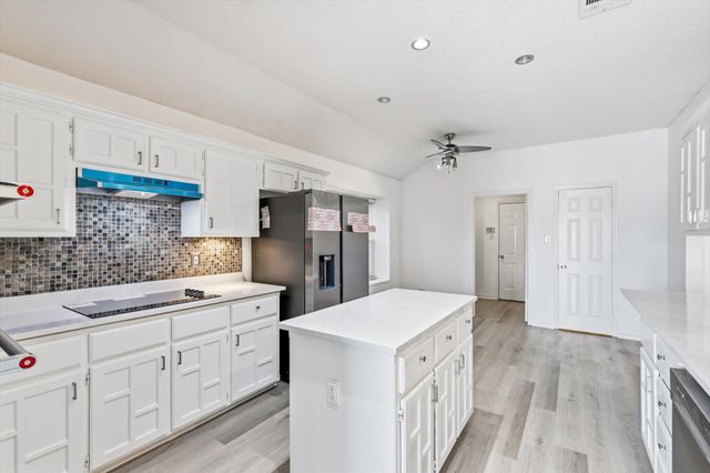 3107 Deerhollow Drive, Mesquite, TX 75181