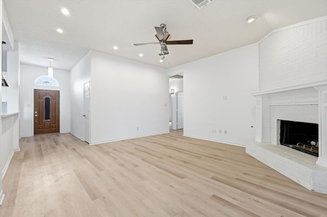 3107 Deerhollow Drive, Mesquite, TX 75181