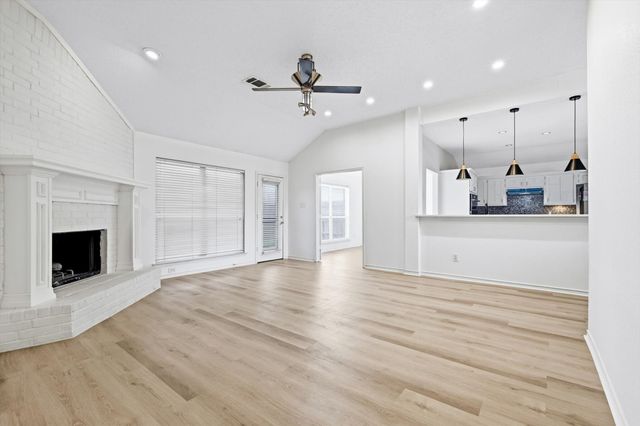 3107 Deerhollow Drive, Mesquite, TX 75181