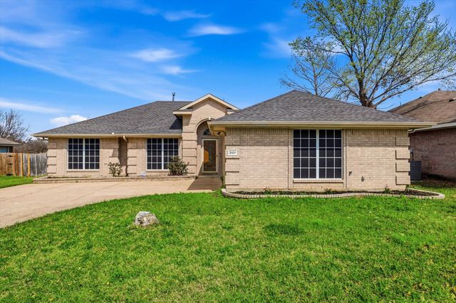3107 Deerhollow Drive, Mesquite, TX 75181