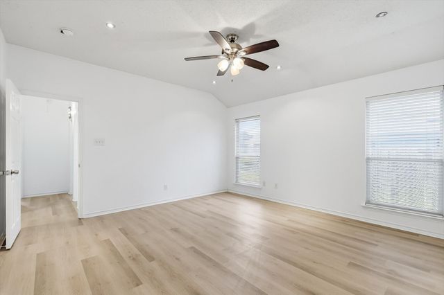 3107 Deerhollow Drive, Mesquite, TX 75181