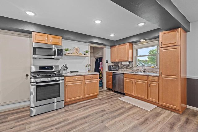 1755 KIMBALL STREET, Green Bay, WI 54302