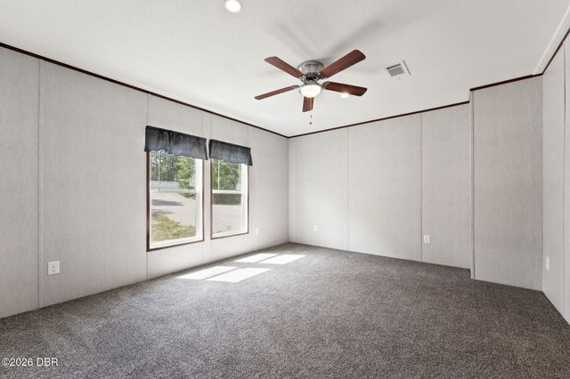 194 Whirlwind Loop, Hawthorne, FL 32640