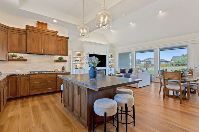 1838 W Harborlight, Wichita, KS 67204