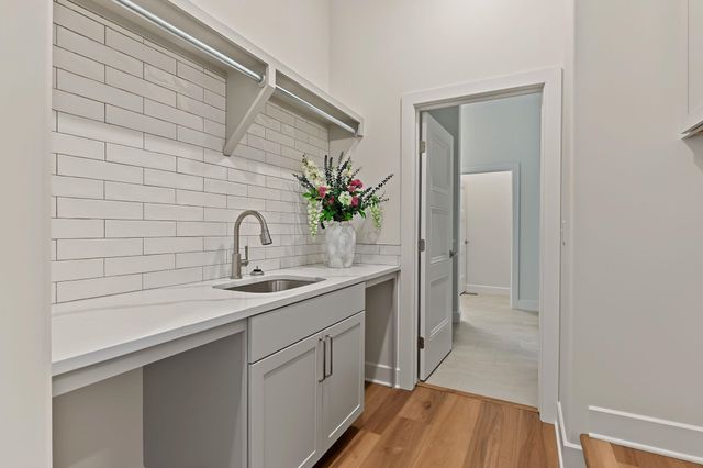 1838 W Harborlight, Wichita, KS 67204