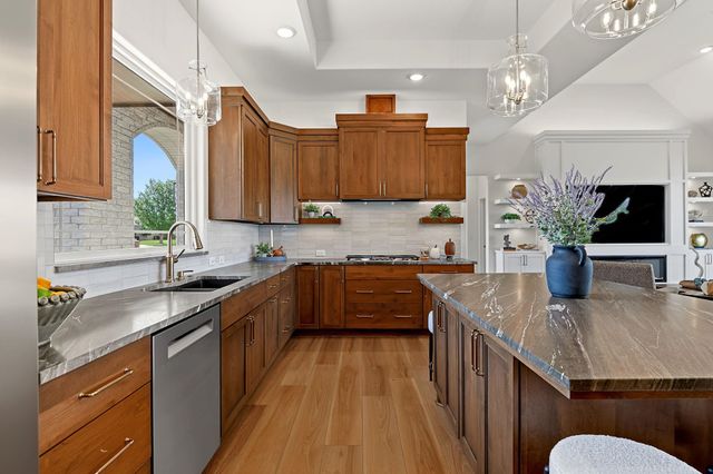 1838 W Harborlight, Wichita, KS 67204