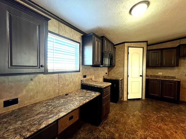 4941 Cactus Drive, Levelland, TX 79336