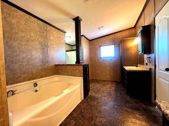 4941 Cactus Drive, Levelland, TX 79336