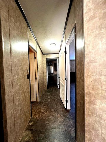 4941 Cactus Drive, Levelland, TX 79336