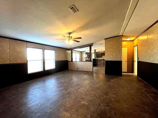 4941 Cactus Drive, Levelland, TX 79336